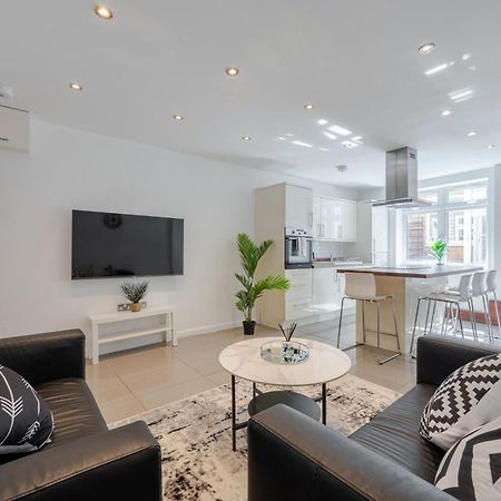 Stylish Two Bedroom Apartment By Central London With Garden Buitenkant foto